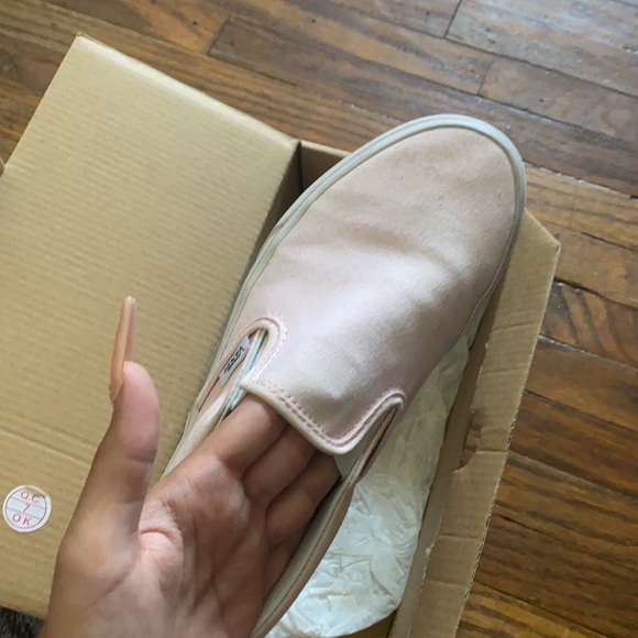 Light pink vans size 5.5 men 7 women - Picture 4 of 8